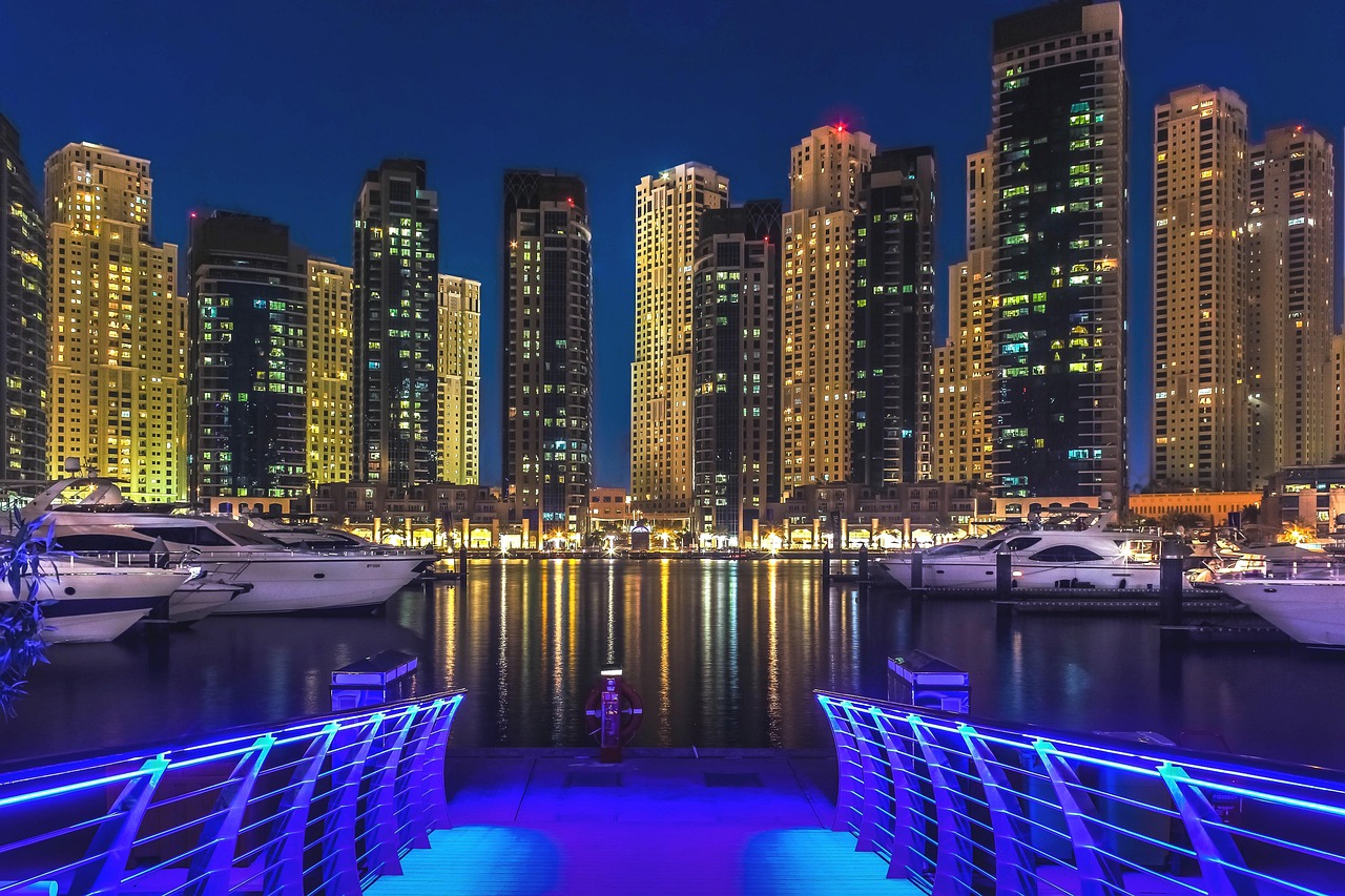 Dubai https://pixabay.com/photos/dubai-dubai-marina-emirates-gulf-1227538/
