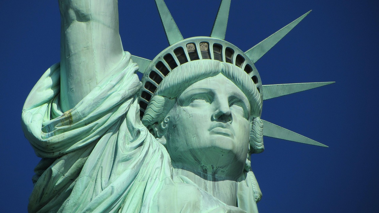 New York Tips https://pixabay.com/photos/statue-of-liberty-new-york-statue-267948/
